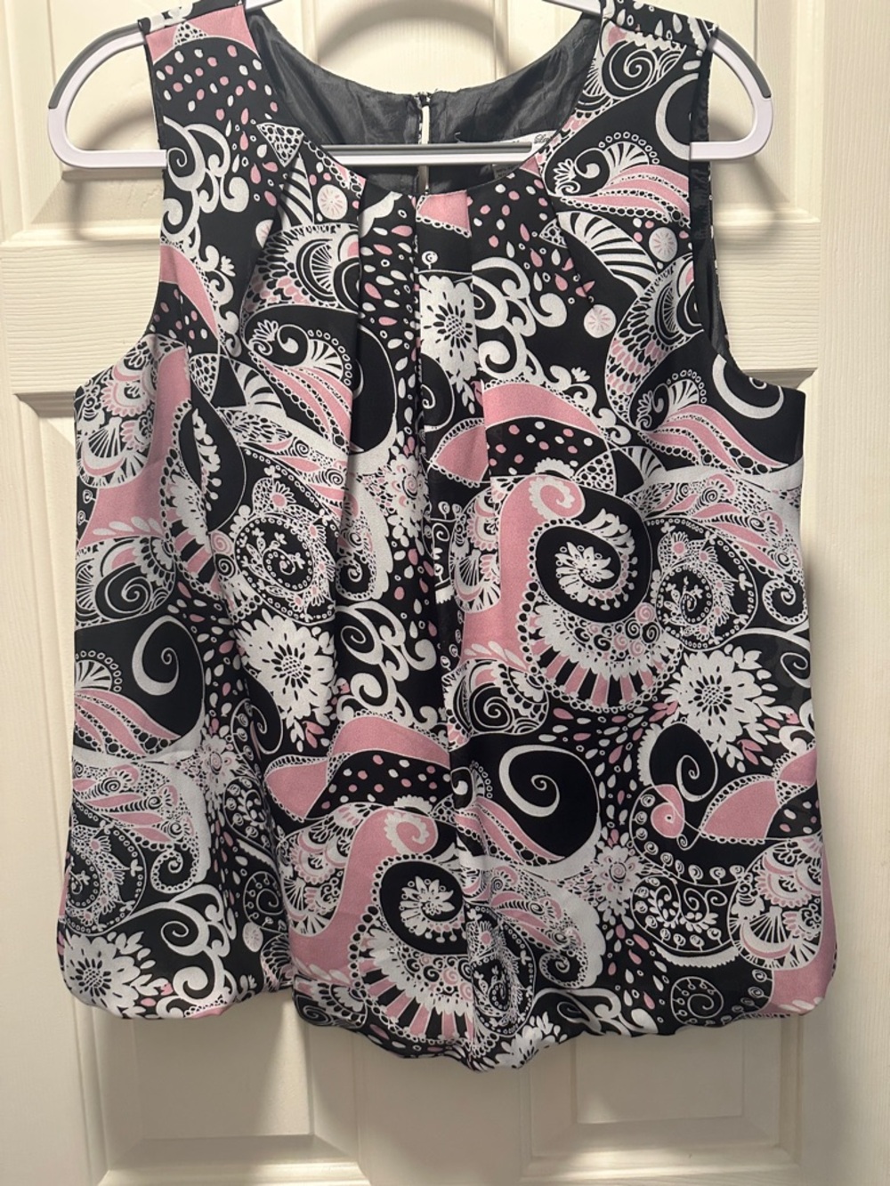 Signature by Larry Levine Ladies Black Pink & White Lined Sleeveless Balloon Top